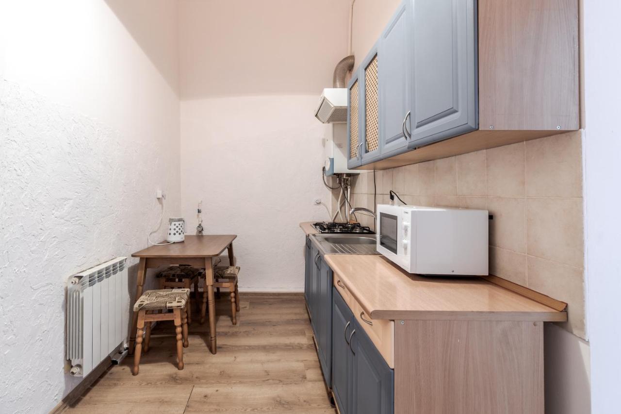 Striltsiv Apartment Lviv Exteriör bild