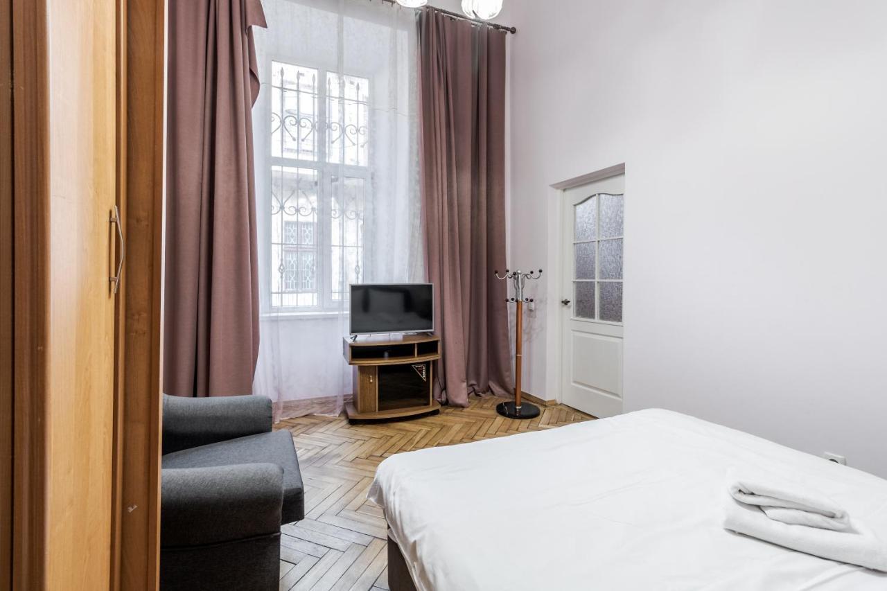 Striltsiv Apartment Lviv Exteriör bild