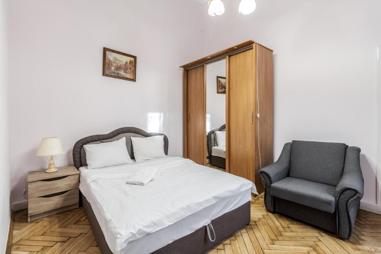 Striltsiv Apartment Lviv Exteriör bild
