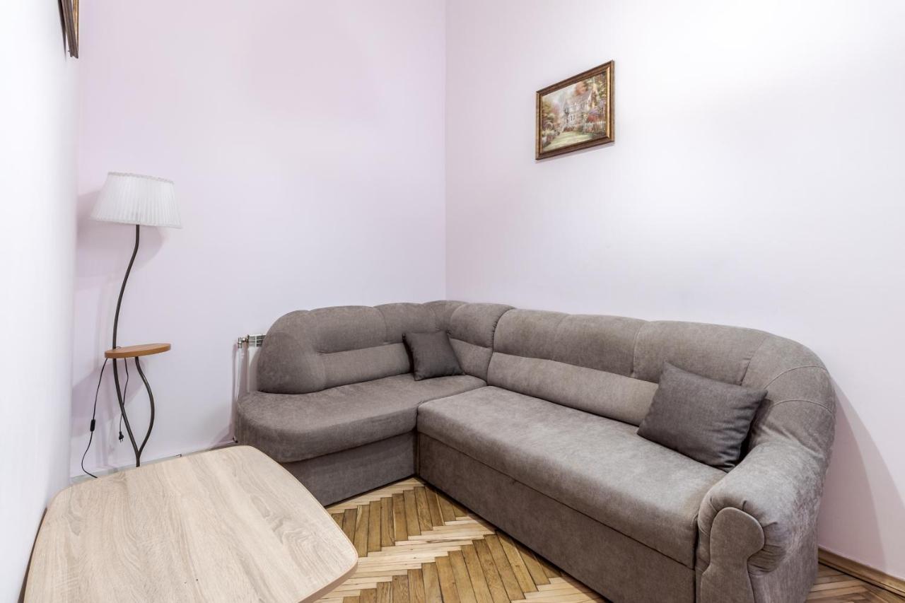 Striltsiv Apartment Lviv Exteriör bild