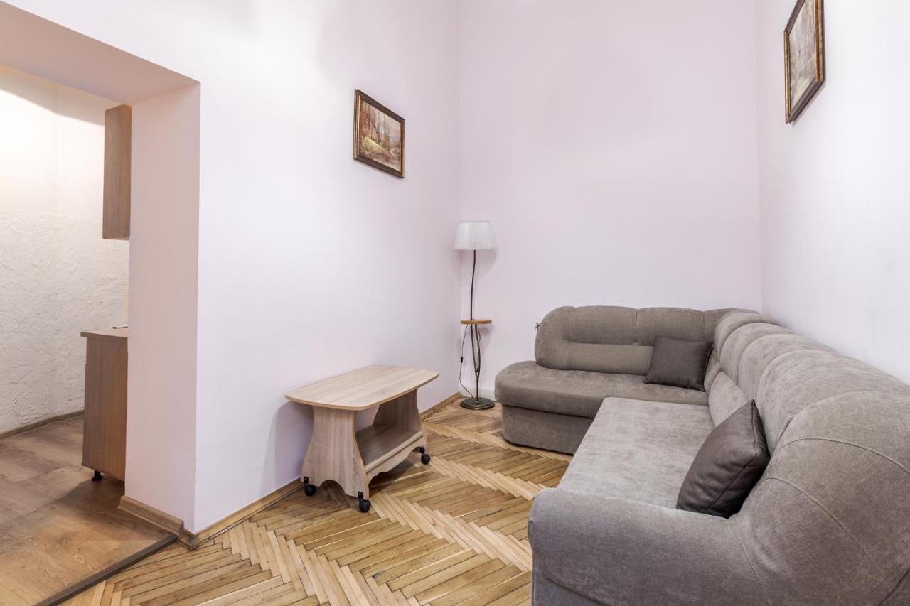 Striltsiv Apartment Lviv Exteriör bild