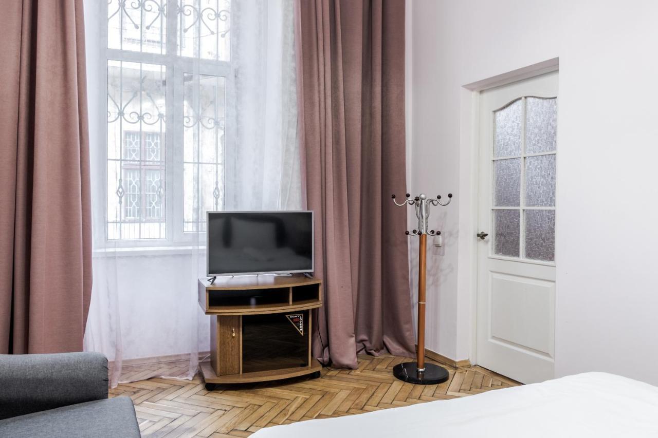Striltsiv Apartment Lviv Exteriör bild